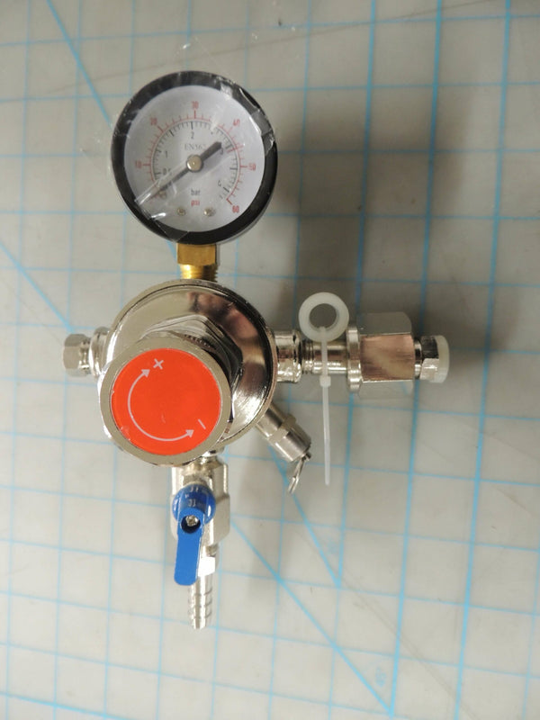 Danby Keg CO2 Regulator, Single + Gas Line (DKC054A1BSL2DB, DKC054A1BSLDB, DKC054A9SLDB)