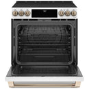 Cuisinière à induction encastrable GE Cafe 5,7 pi³ avec plaque en verre *Quincaillerie bronze* CCHS900P4MW2 - Rayures et bosses 