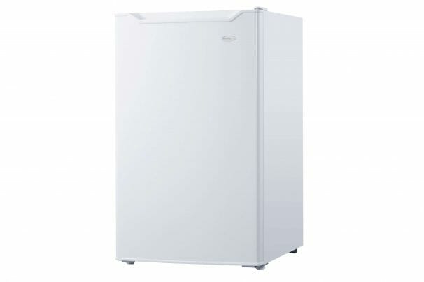 Danby 4.4 cu Bar Fridge DCR044B1WM - Scratch and Dent