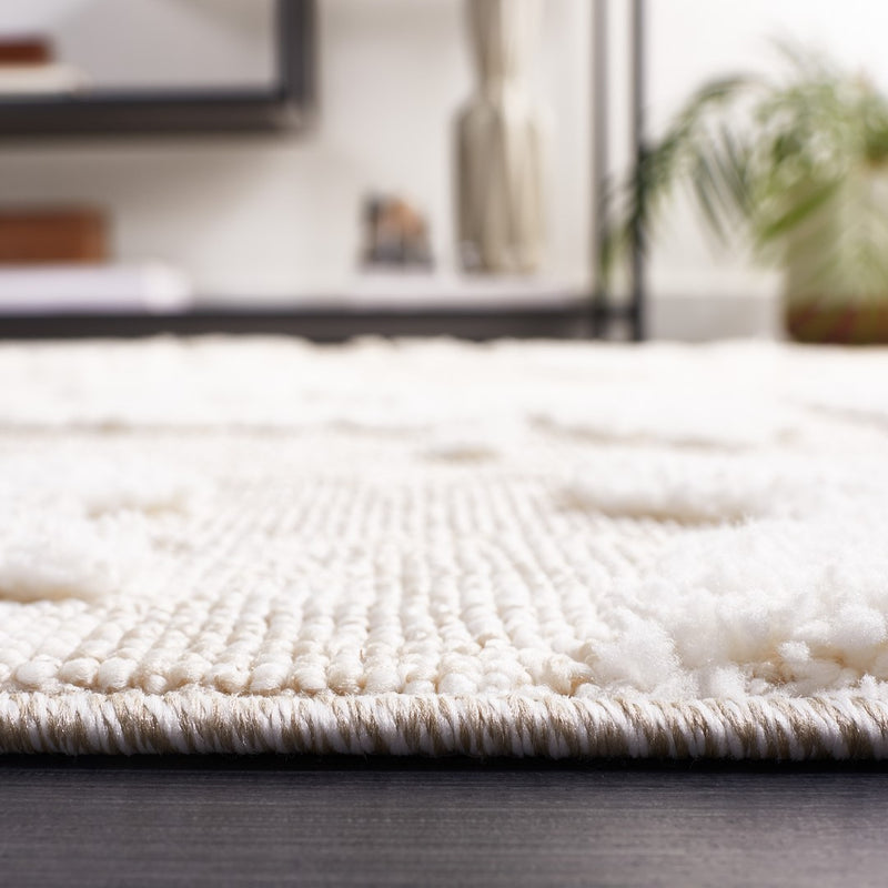 Safavieh 9' x 12' Trends Collection Area Rug TRD100B-9 - Like New