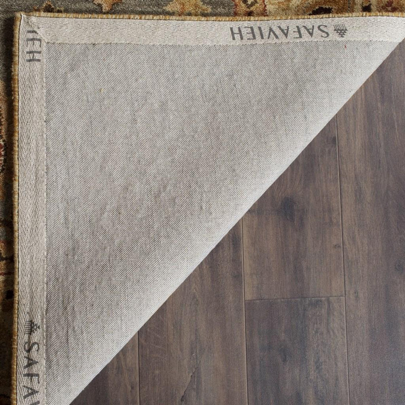 Safavieh 6' x 9' Antiquity Traditional Rug AT847A-6 - Like New