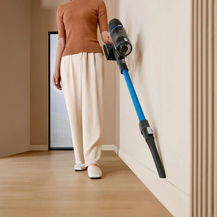 Eureka ReactiSense 450 Cordless Stick Vacuum NEC450BLC - Refurbished