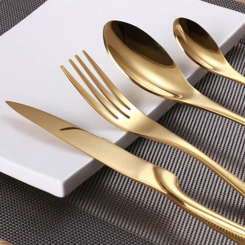 Lemeya 24 Piece Gold Modern Flatware Set 663591198312 - Like New