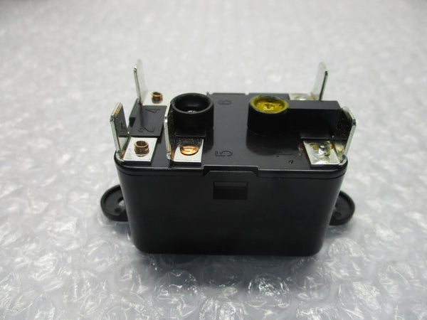 White Rodgers Fan Relay Type 184, 24 VAC