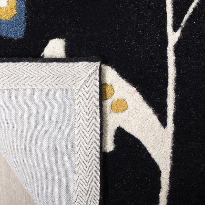 Safavieh 7'6 x 9'6 Soho Plush Pile Rug SOH772C - Like New