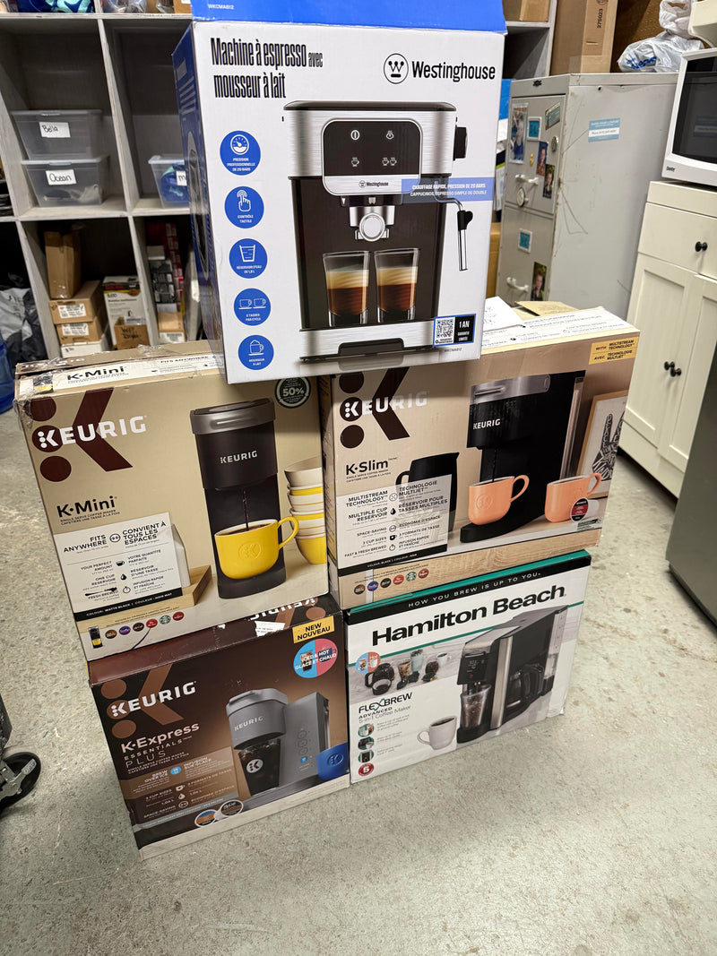 Lot de cafetières – État variable – Vente finale (en l'état)